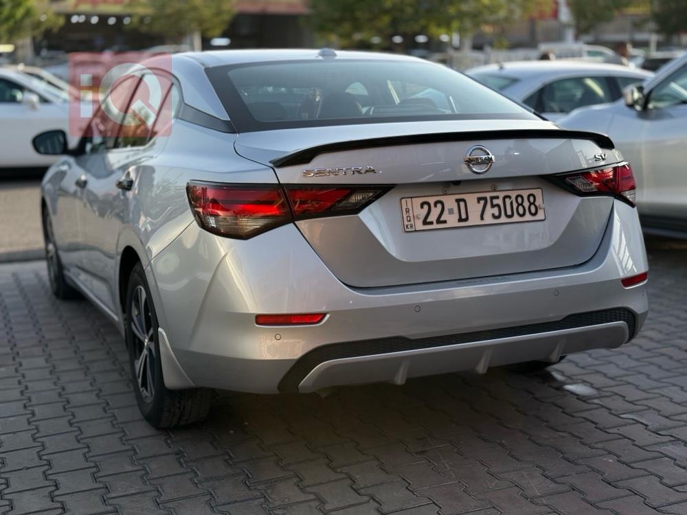 نيسان سنترا